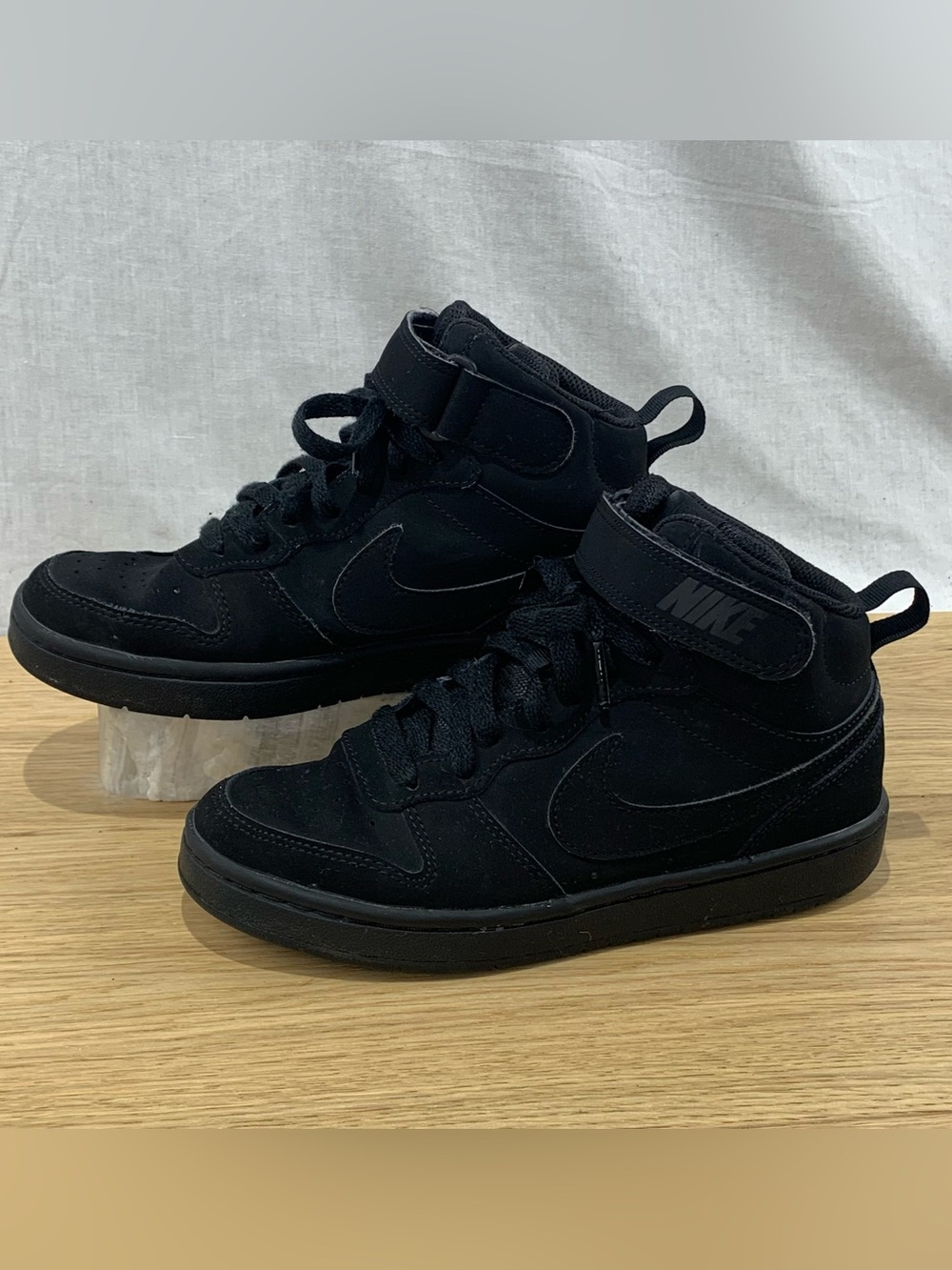Nike Kids Court Borough Mid 2 Triple Black High Top Sneakers Sz 4Y Youth